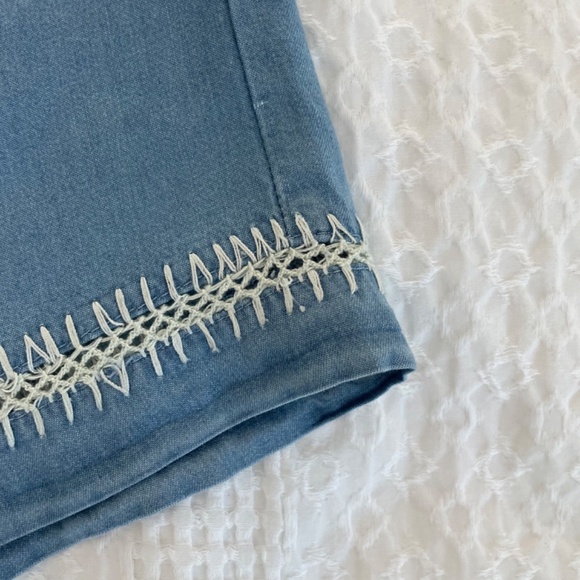 Paper Crane Tencel Shorts - Picture 5 of 13